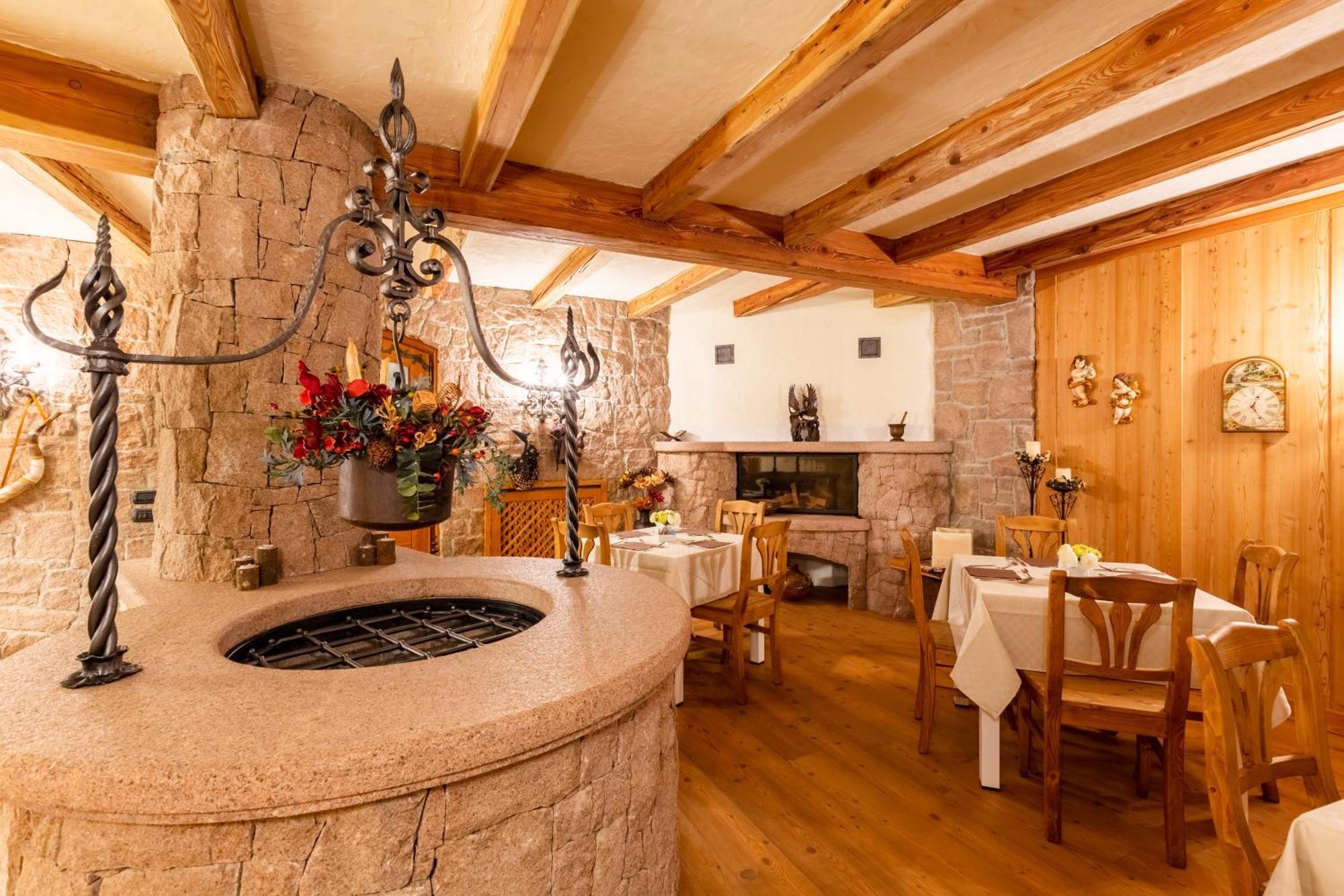 Appartamento Le Colonne - Relais Villa Quercia Tassullo Eksteriør billede