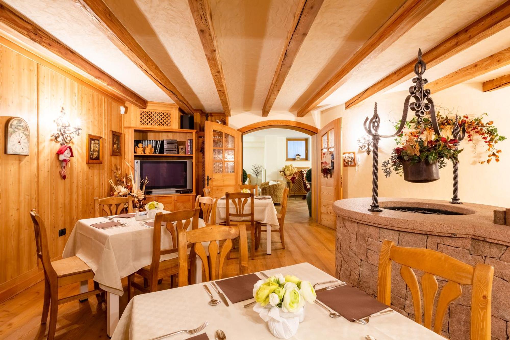 Appartamento Le Colonne - Relais Villa Quercia Tassullo Eksteriør billede