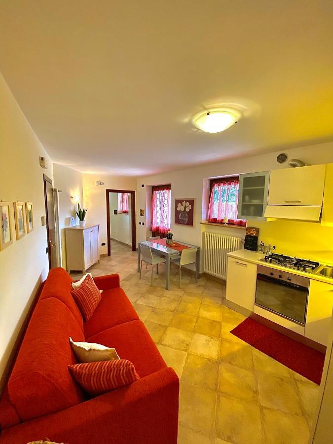 Appartamento Le Colonne - Relais Villa Quercia Tassullo Eksteriør billede